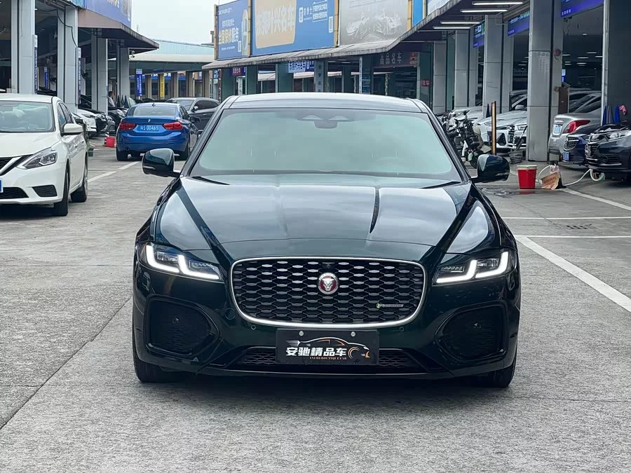 Jaguar XFL