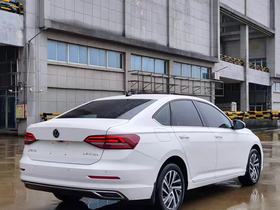 Volkswagen Lavida