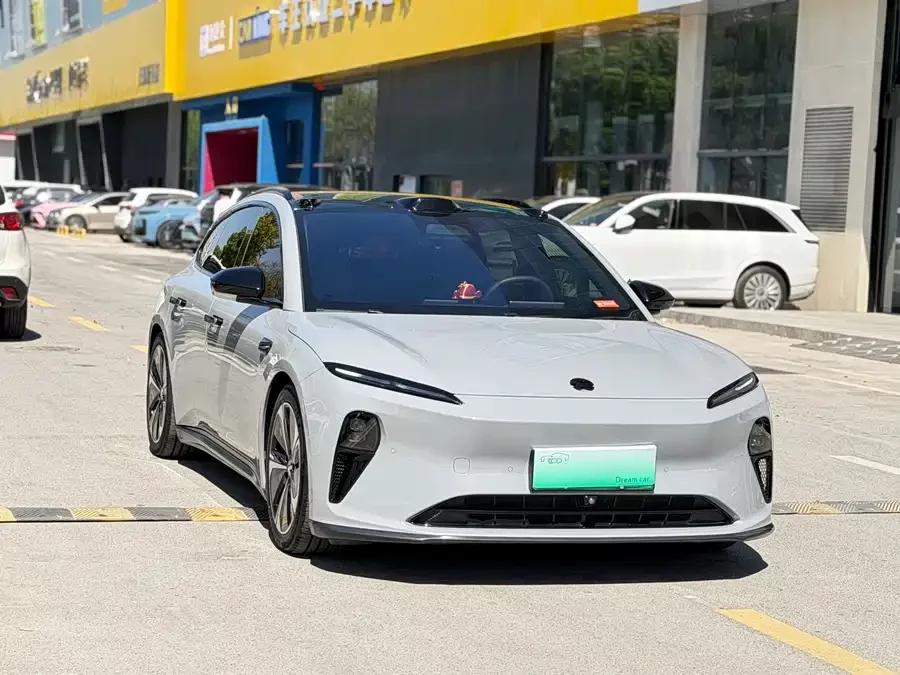 NIO ET5T