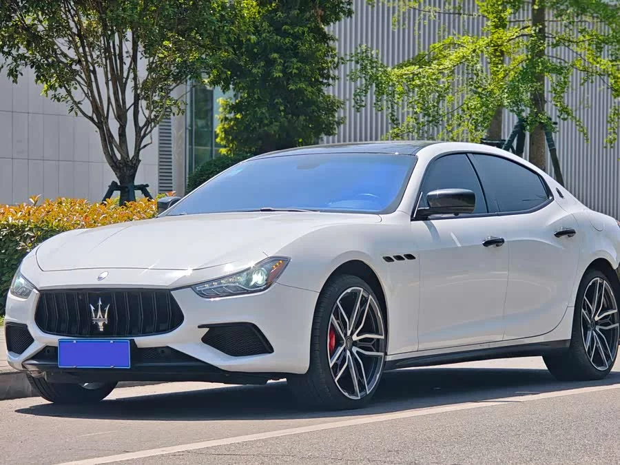 Maserati Ghibli