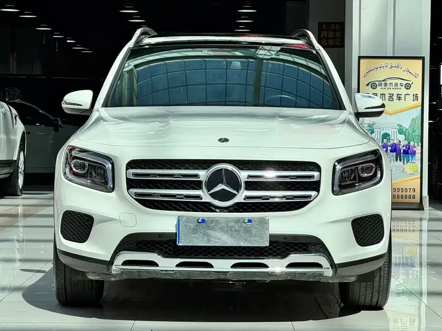 Mercedes Benz GLB
