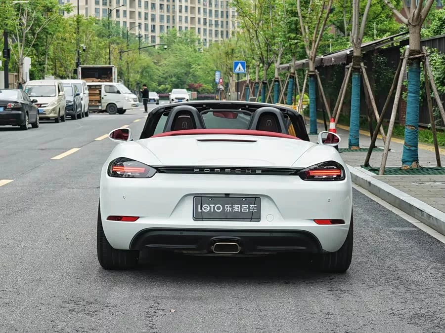 Porsche 718