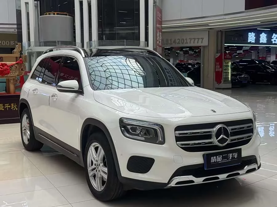 Mercedes Benz GLB
