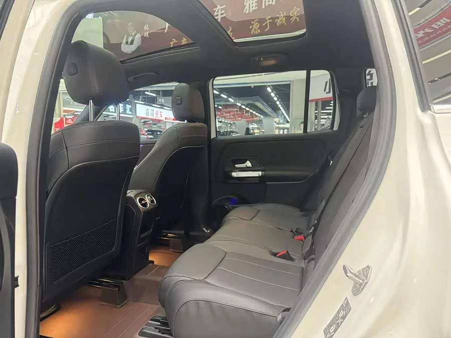 Mercedes Benz GLB