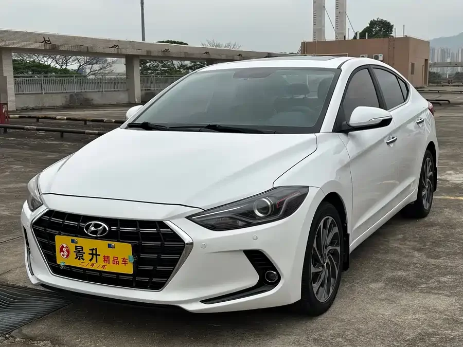 Hyundai elantra