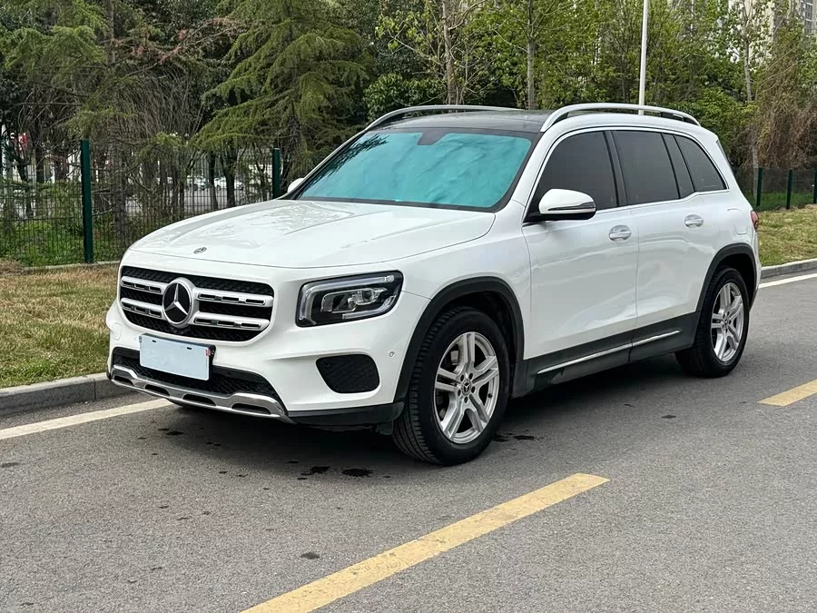 Mercedes Benz GLB