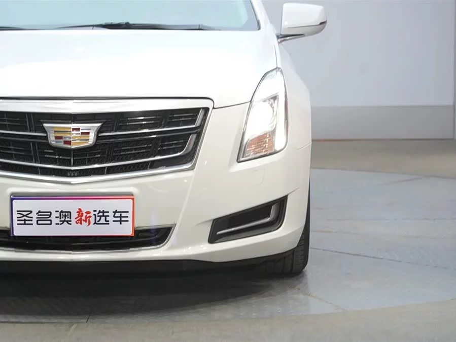 Cadillac XTS