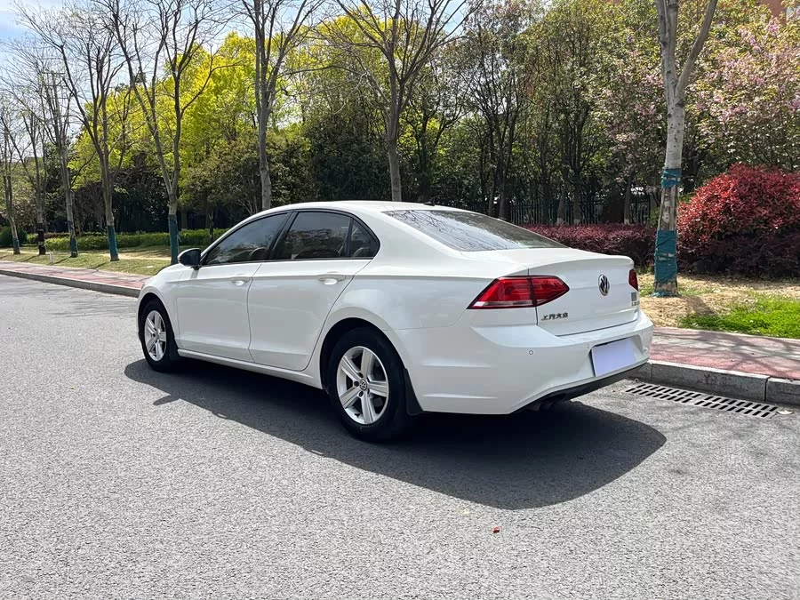 Volkswagen Lingdu