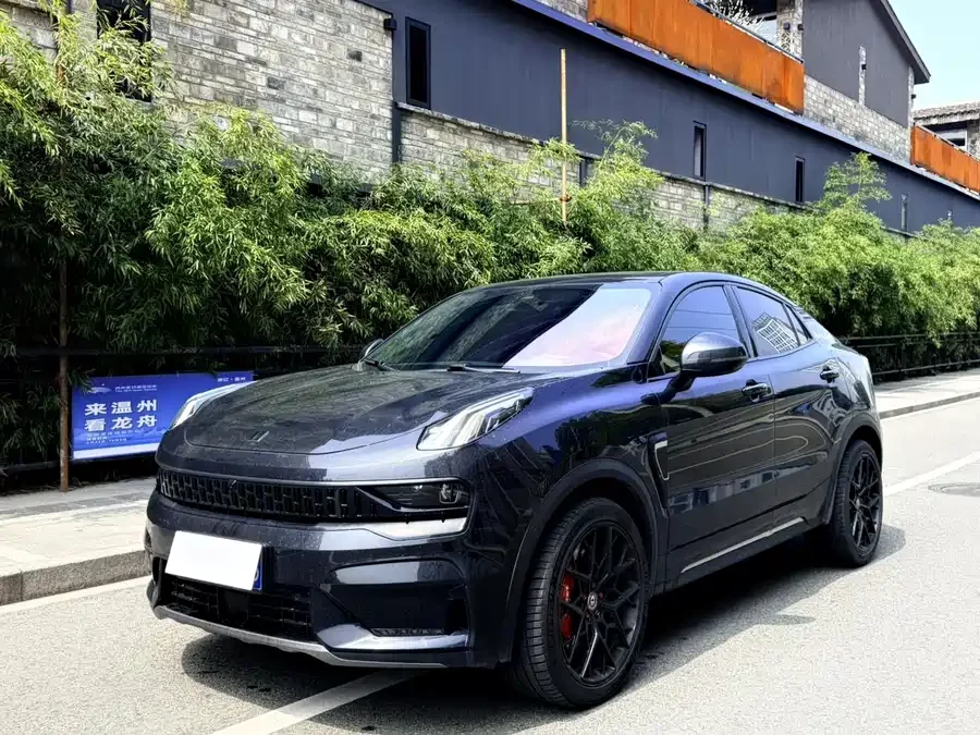 Lynk & Co 05