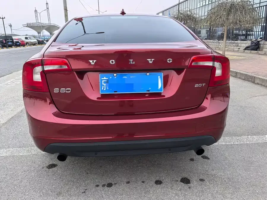 Volvo S60
