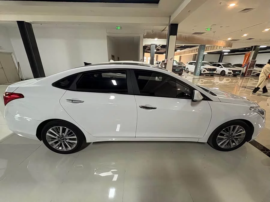 Hyundai Mistra