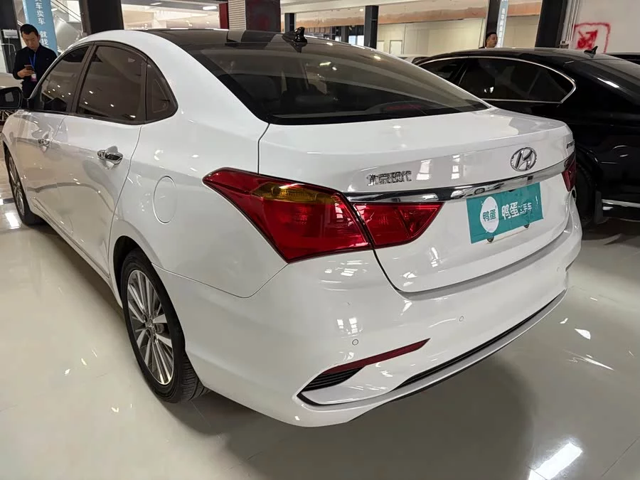 Hyundai Mistra