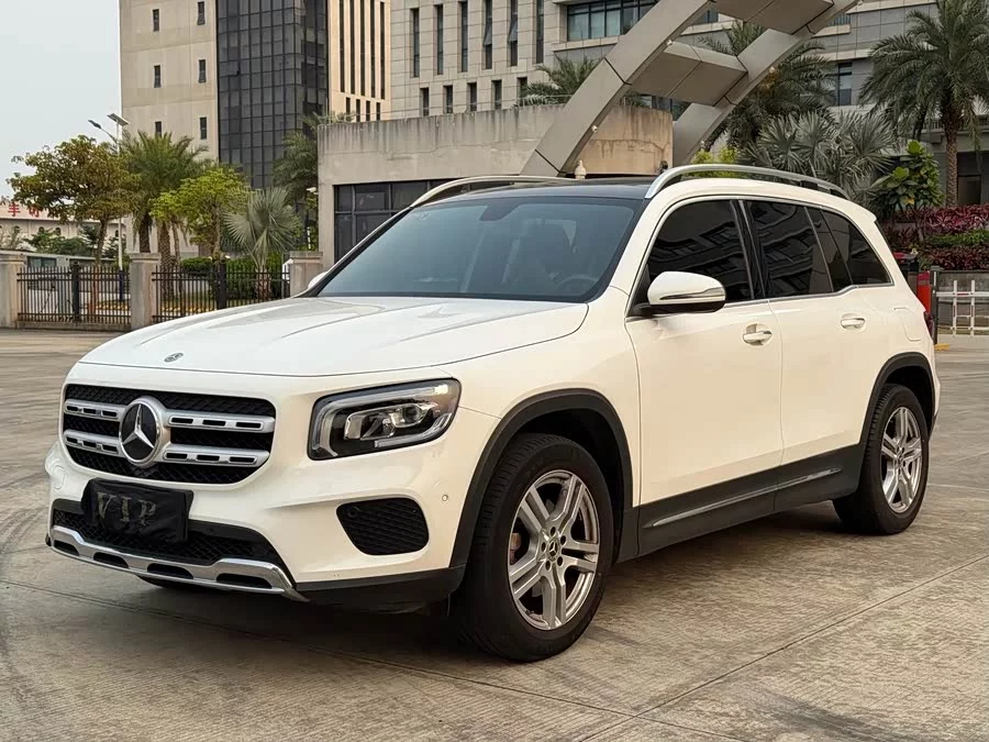 Mercedes Benz GLB