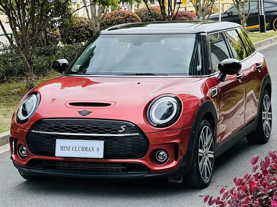 MINI CLUBMAN