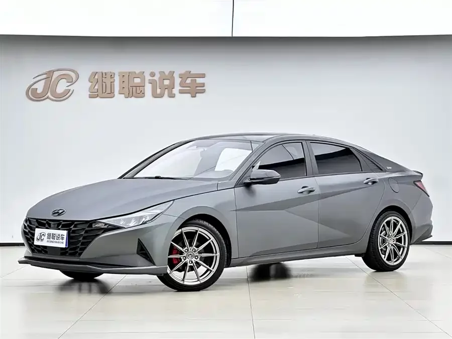 Hyundai Elantra