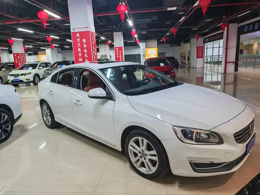 Volvo S60