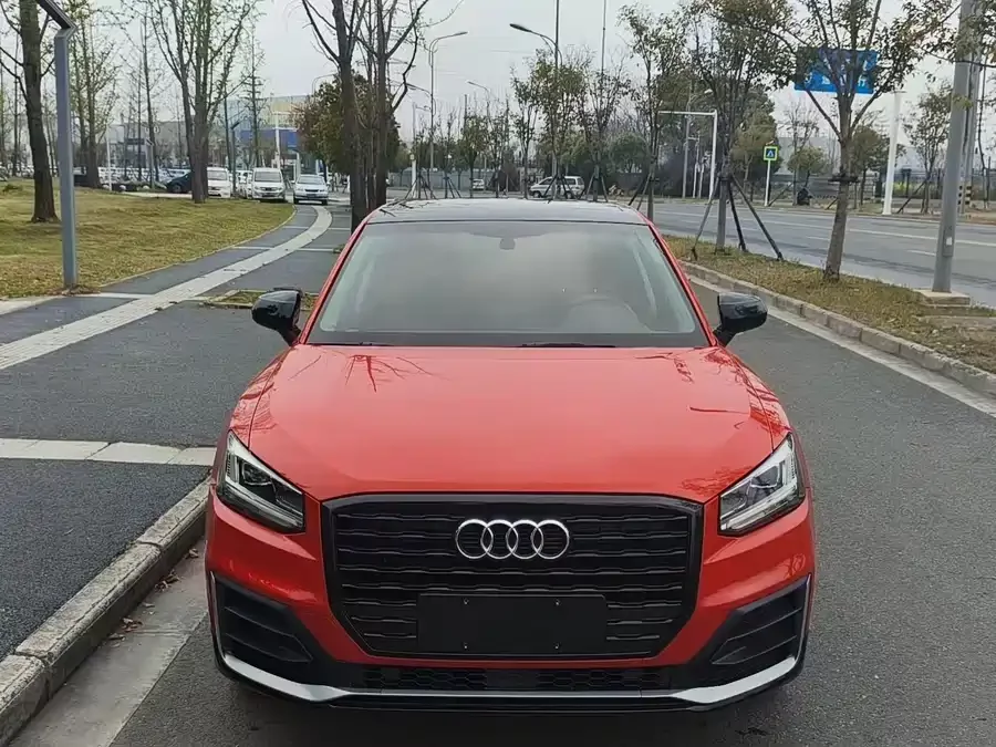 Audi Q2L