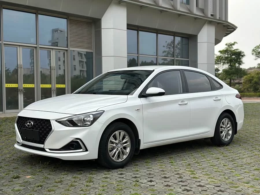 Hyundai Elantra / Celesta