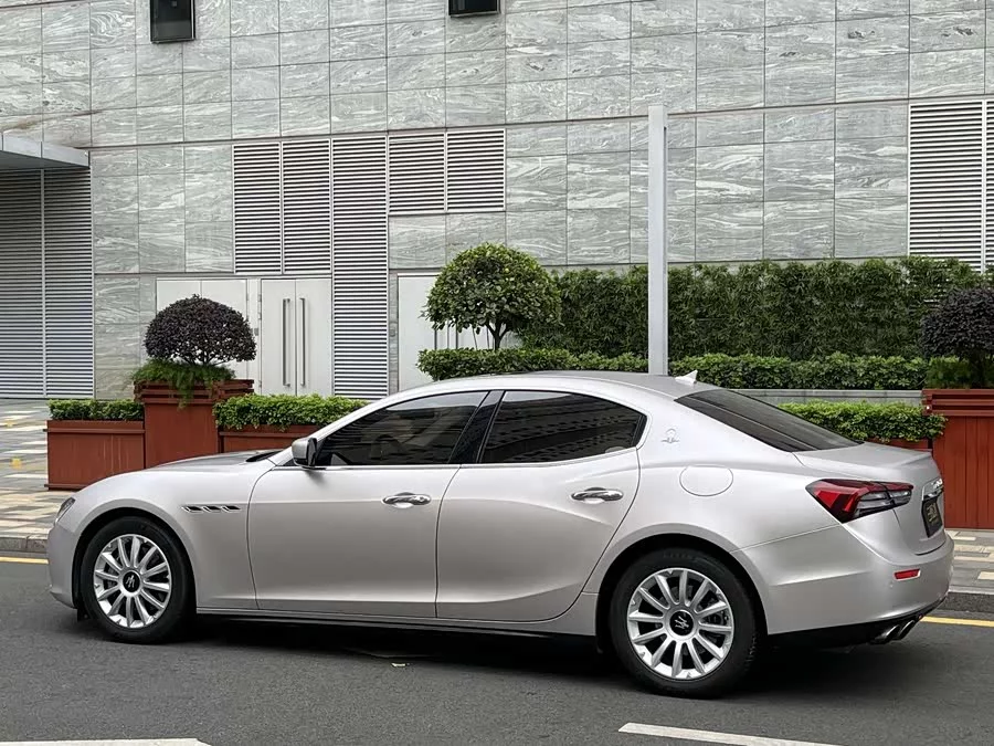 Maserati Ghibli
