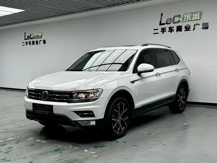 Volkswagen Tiguan L