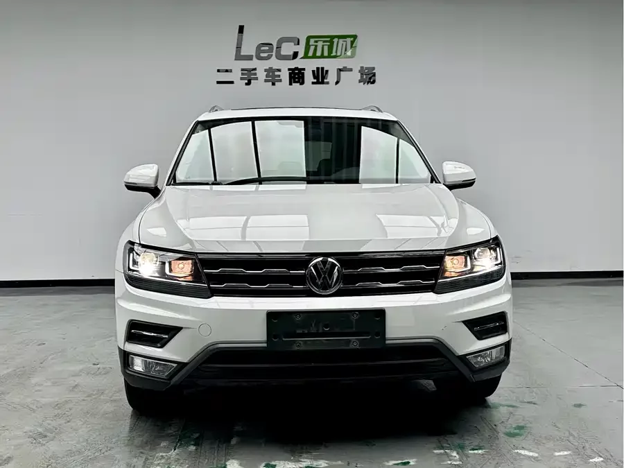 Volkswagen Tiguan L