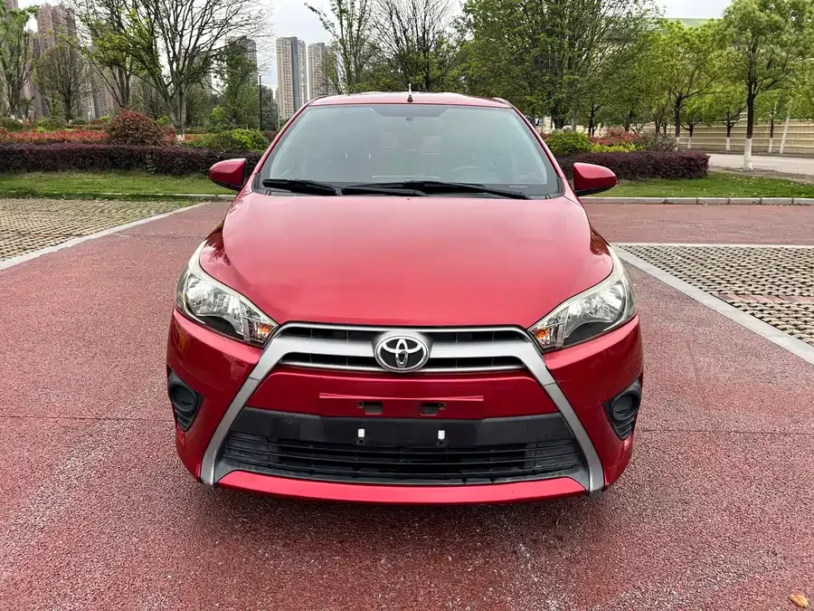 Toyota YARiS L