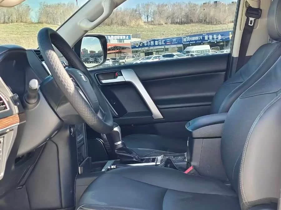 Toyota Prado