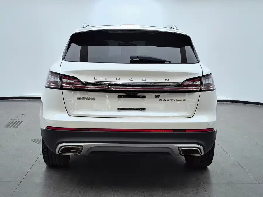 Lincoln Navigator