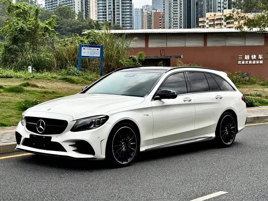 Mercedes Benz C-Class AMG