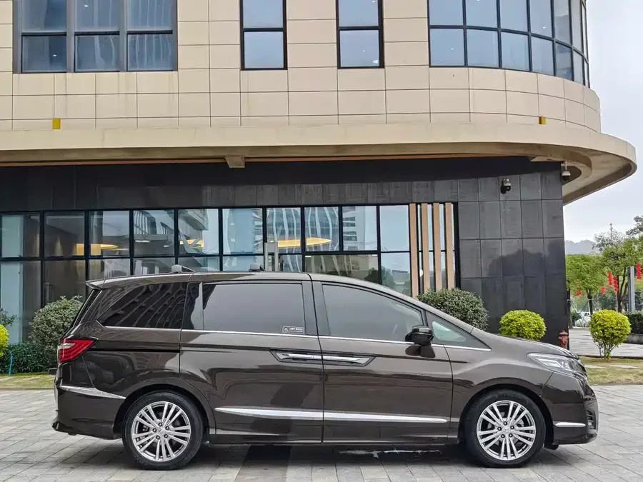 Honda Elysion