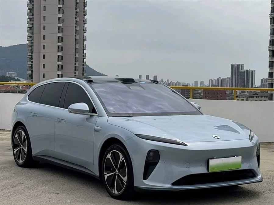 NIO ET5T