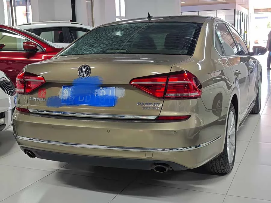 Volkswagen Passat