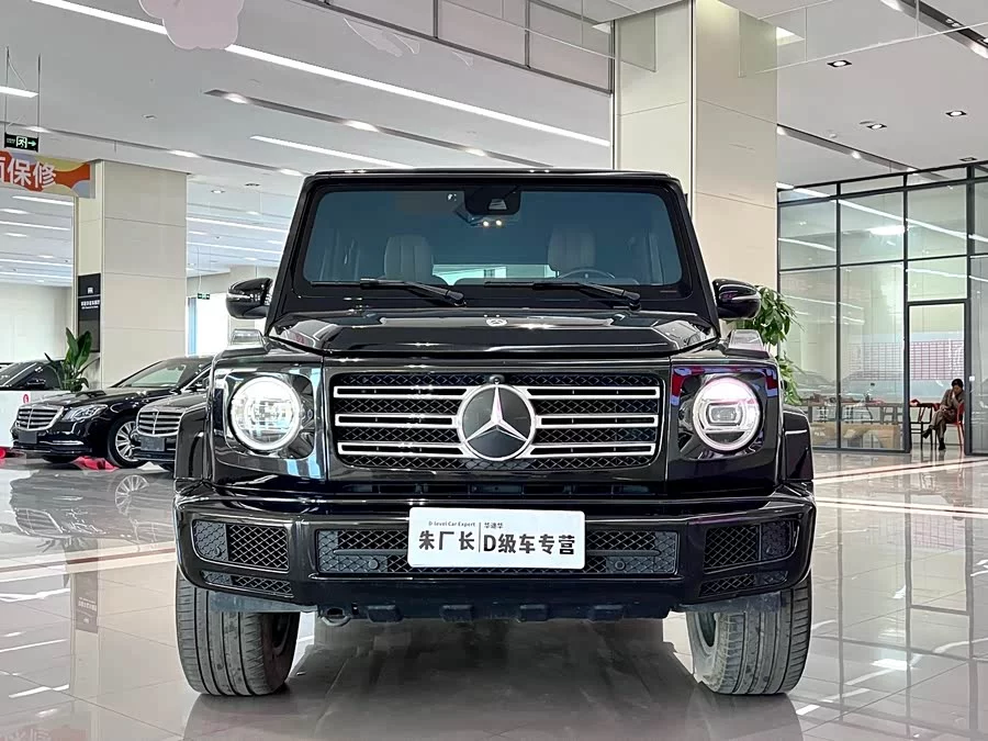 Mercedes Benz G-rated