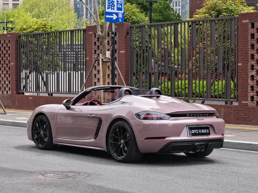 Porsche 718