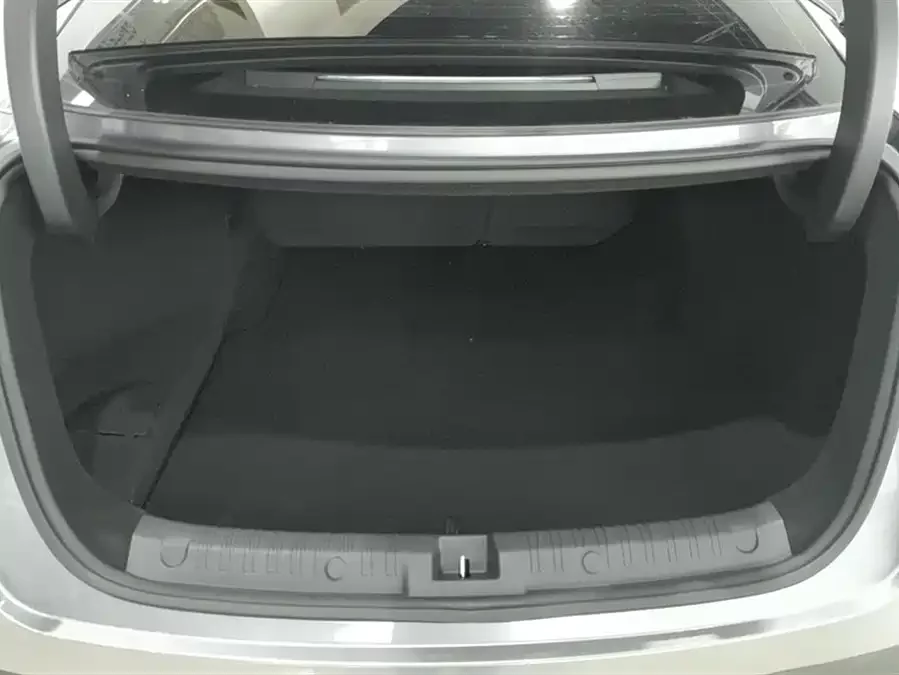 BYD Qin L