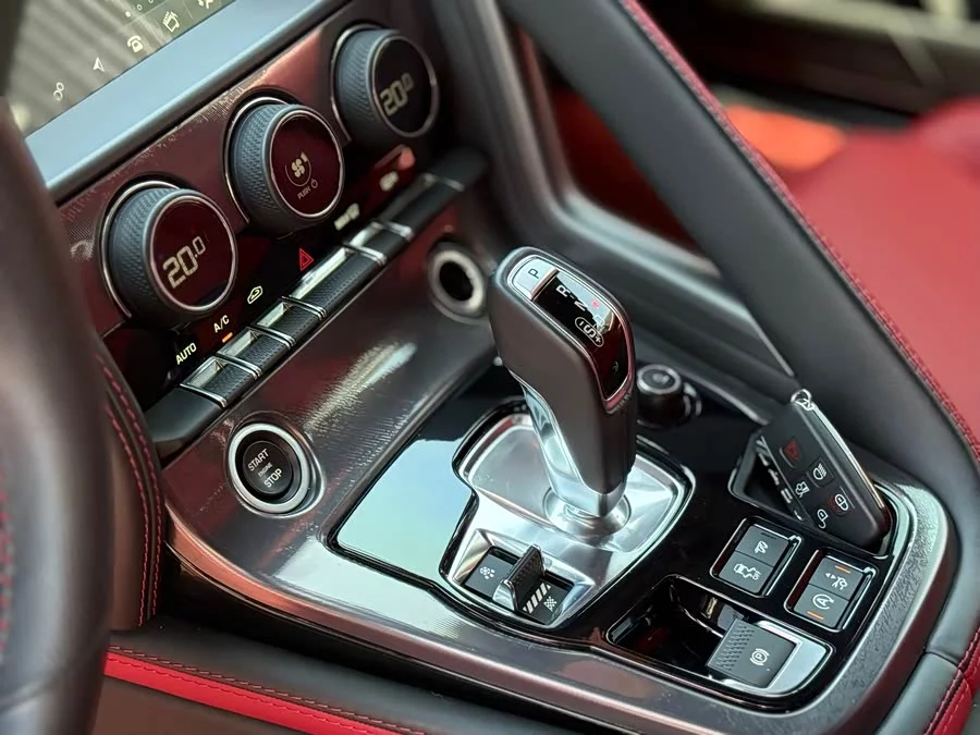 Jaguar F-TYPE