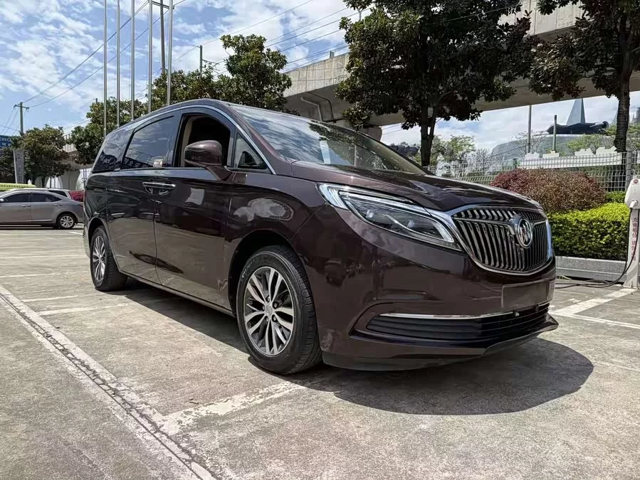 Buick GL8
