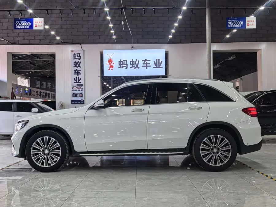 Mercedes Benz GLC