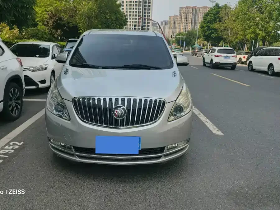Buick GL8