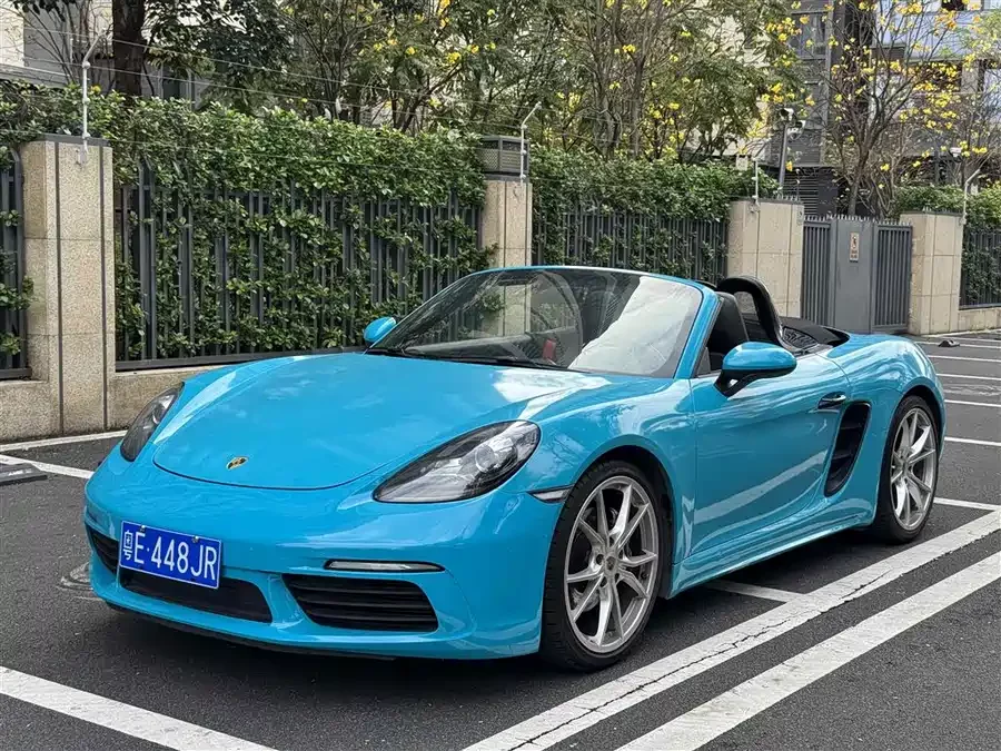 Porsche 718