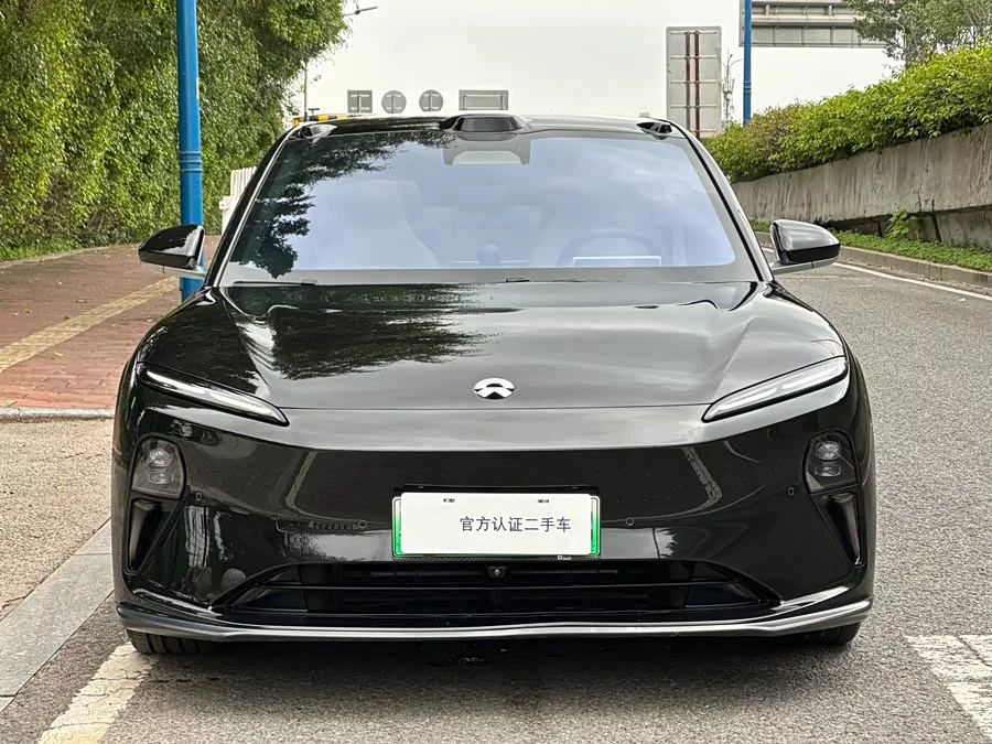 NIO ET5T