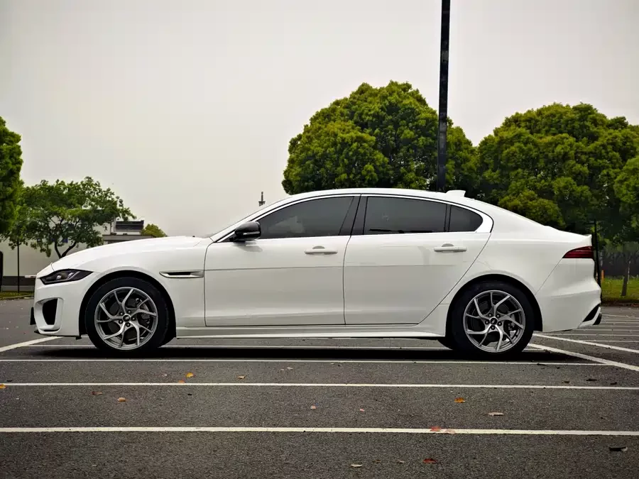 Jaguar XEL