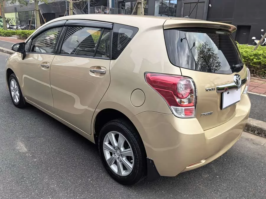 Toyota Verso / EZ