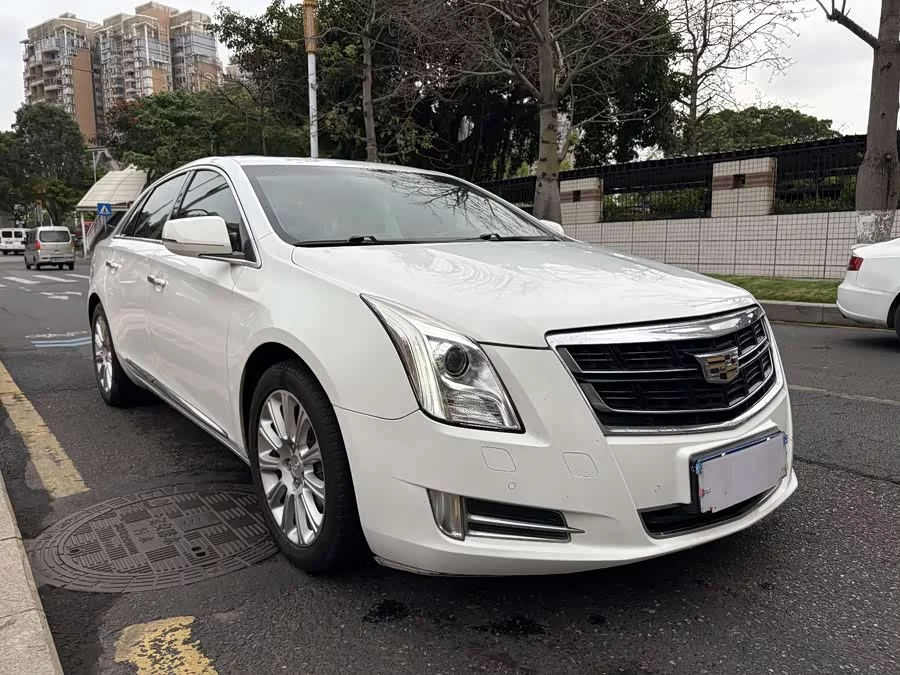 Cadillac XTS