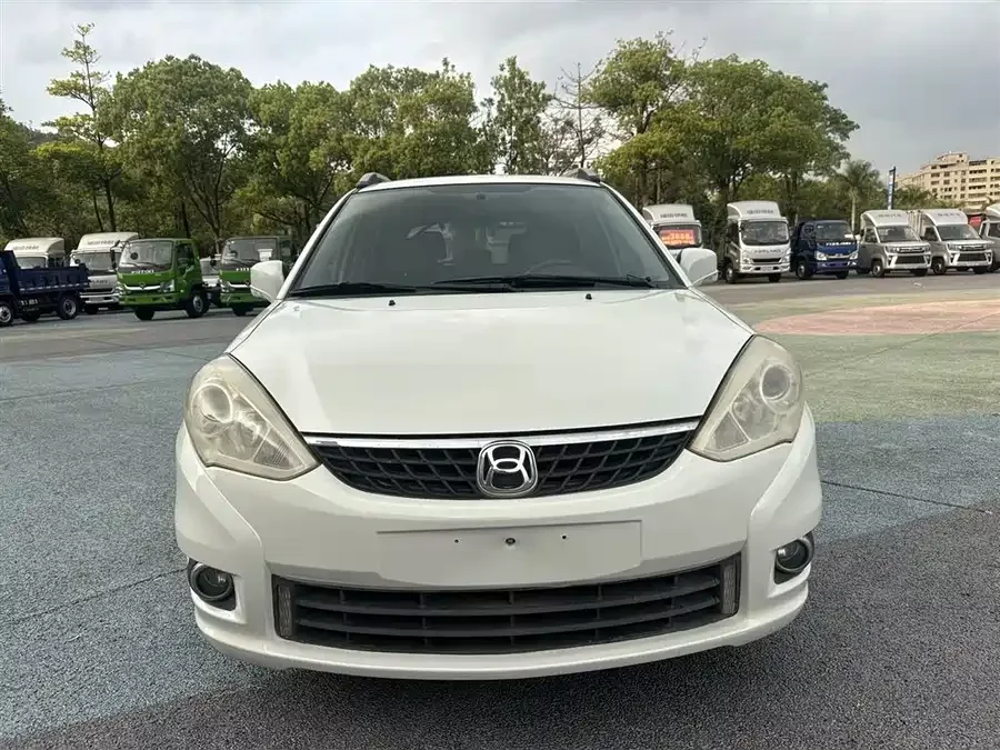 Suzuki Liana A6