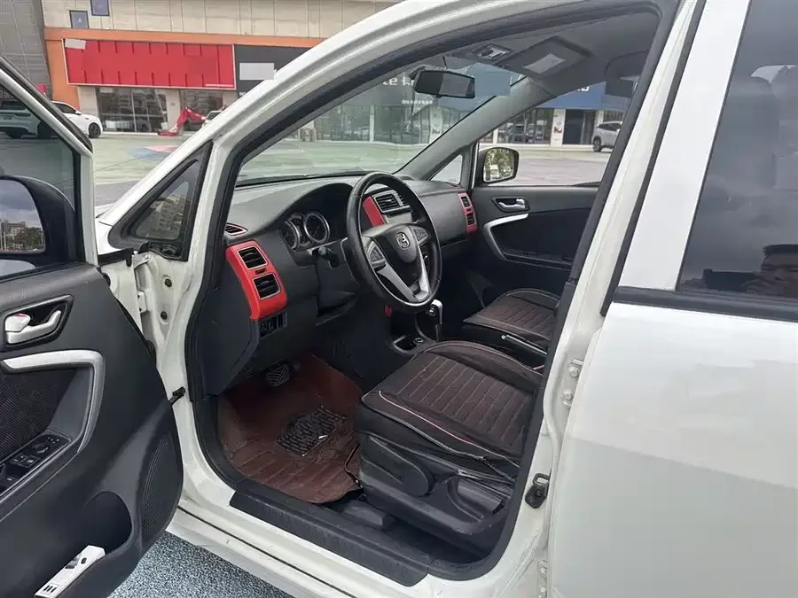 Suzuki Liana A6