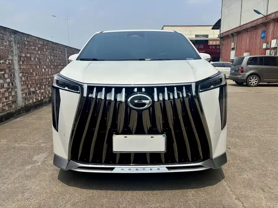 GAC Trumpchi M8