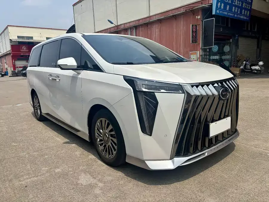GAC Trumpchi M8