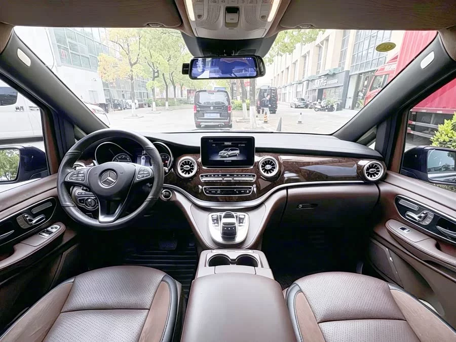 Mercedes Benz Class V