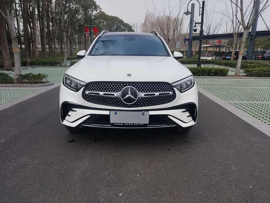 Mercedes Benz GLC